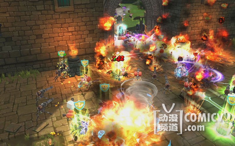 图4:攻城战支持四百人同屏战斗.jpg 图4:攻城战支持四百人同屏战斗.jpg