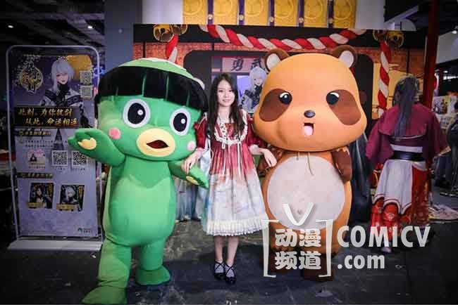 《执剑之刻》将跨次元的主题乐园搬到CP22,人气爆棚!-TopACG